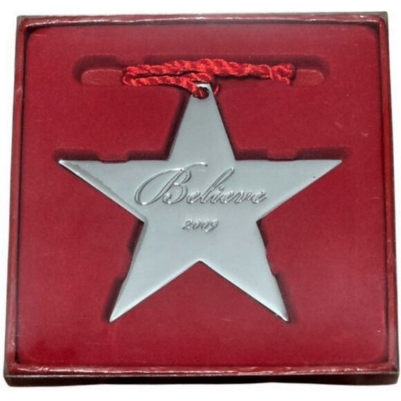 Macy's 2009 Vintage Believe Silver Star Christmas Tree Ornament - New/Sealed - Picture 1 of 10